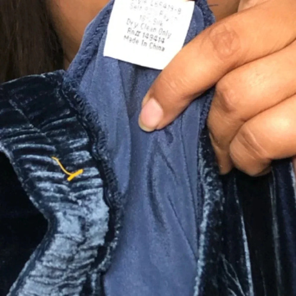 Johnny Was Blue Wide Leg crushed velvet Pants for Cocktail Night Out - Picture 6 of 6